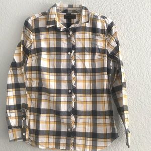 Banana Republic classic fit button down shirt.